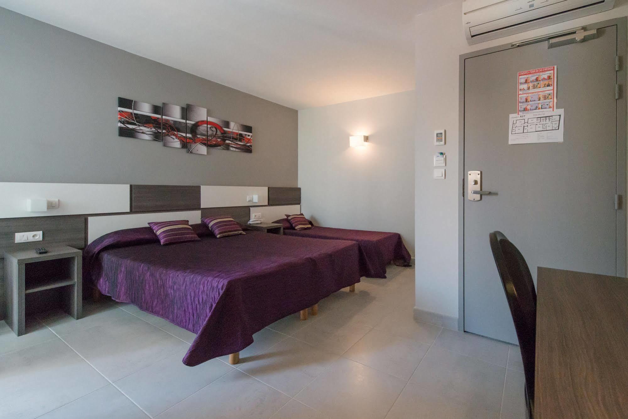 Holidays & Work Hotel Санари-сюр-Мер Екстериор снимка